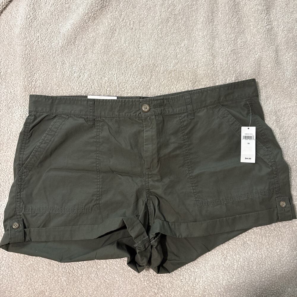 Gap 16 Roll Cuff Shorts, Army Green, NWT, Boho, Preppy, Y2K, Beach, 100% Cotton